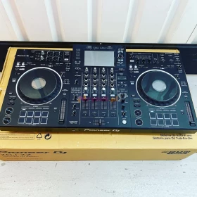 Pioneer OPUS-QUAD , Pioneer XDJ-RX3, Pioneer XDJ-XZ, Pioneer DDJ-FLX10, Pioneer CDJ-3000, Pioneer DJM-A9 , Pioneer CDJ-2000NXS2, Pioneer DJM-900NXS2