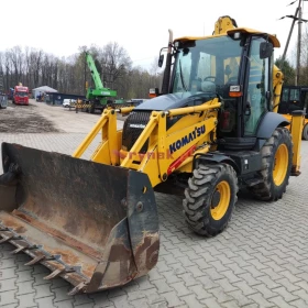 Koparko ładowarka Komatsu WB93R-8