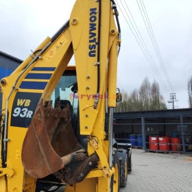 Koparko ładowarka Komatsu WB93R-8