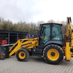 Koparko ładowarka Komatsu WB93R-8