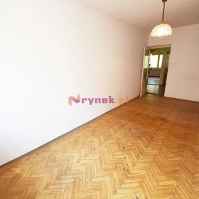 Mieszkanie na sprzedaż, 3 pokojowe, Byczyna - Centrum.