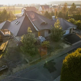 Dom na sprzedaż pow. 282 m2, dz. 39 ar Gogolin