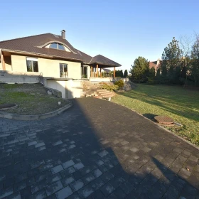 Dom na sprzedaż pow. 282 m2, dz. 39 ar Gogolin